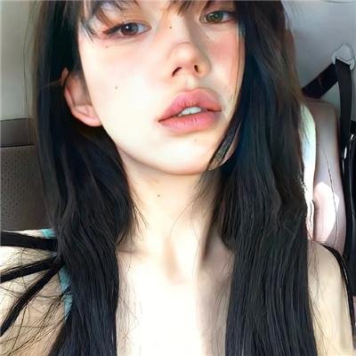 躲在阁楼的安妮·法兰克